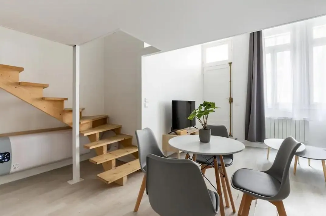 Apartment Appartement Duplex Proche De L'Arc De Triomphe Et Trocadero Paris