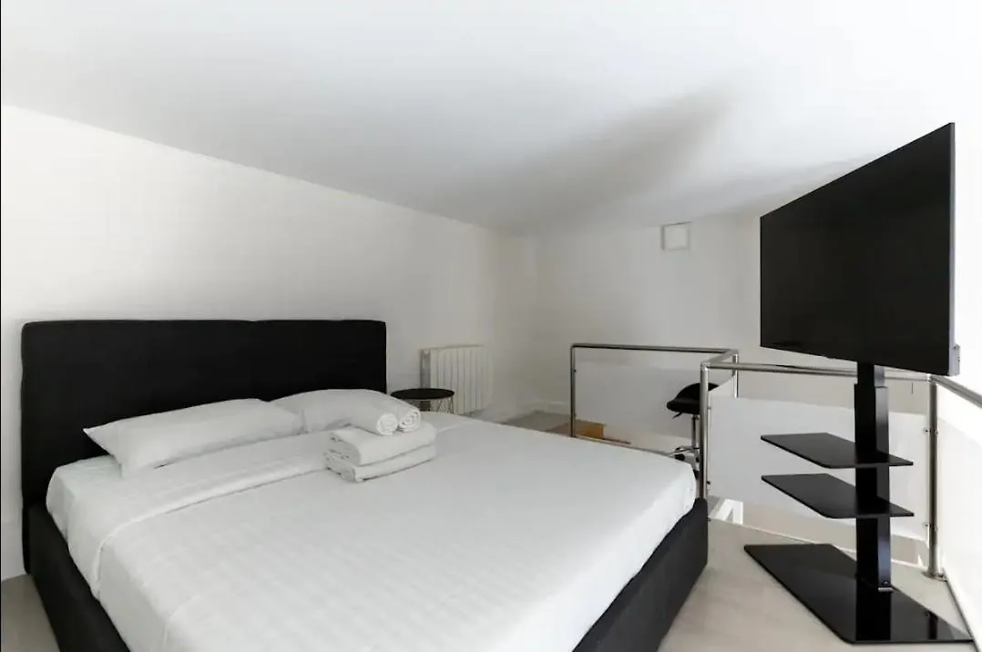 Apartment Appartement Duplex Proche De L'Arc De Triomphe Et Trocadero Paris France